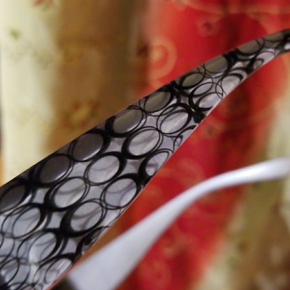 Vintage Gray Square Frame Sunglasses - Picture 8 of 8